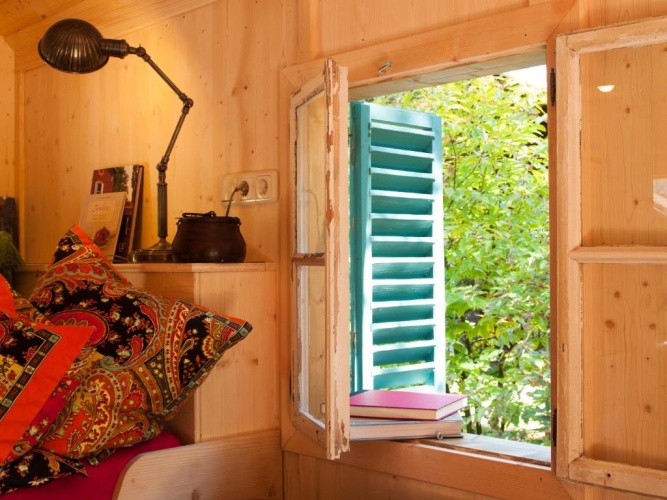 Standard room with balcony and with view