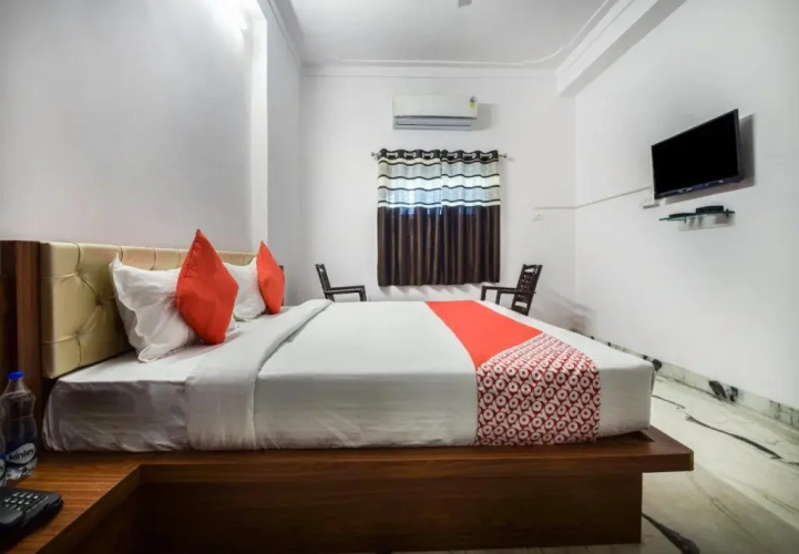 Hotel Moonlight By OYO Rooms