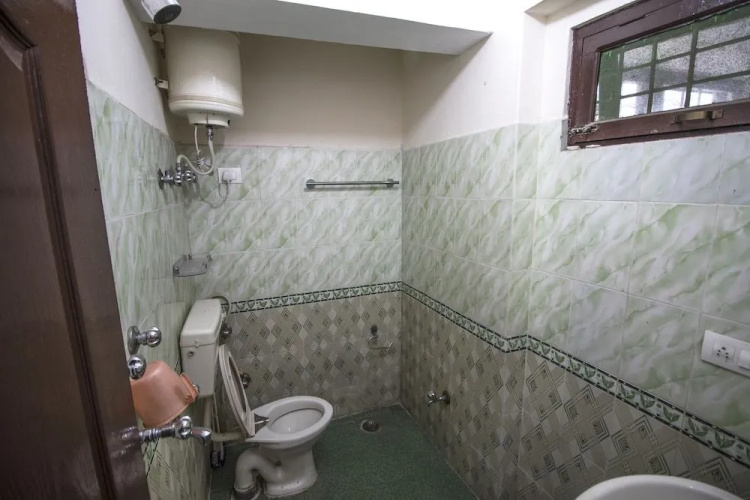 Utsang Guest House