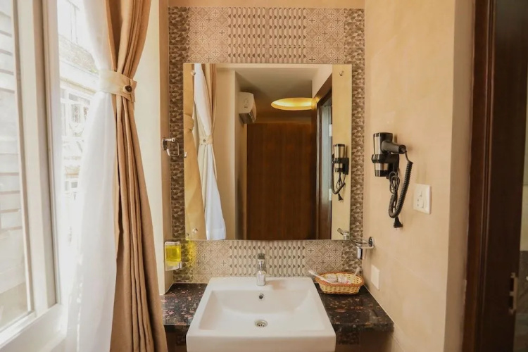 Flying Yak Hotel - Hostel