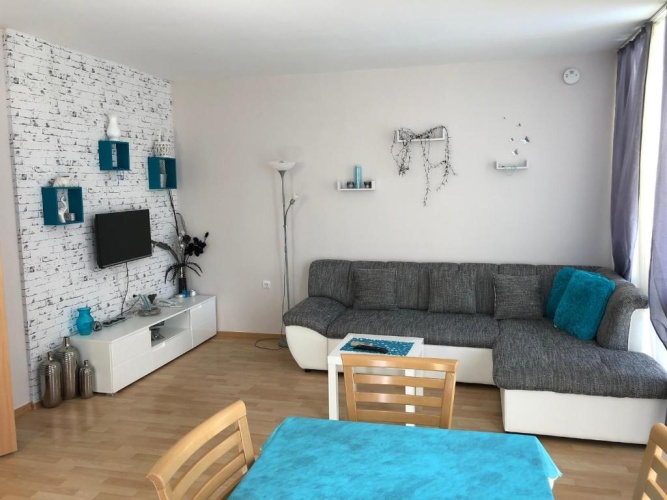 1 Bedroom Deluxe Apartment