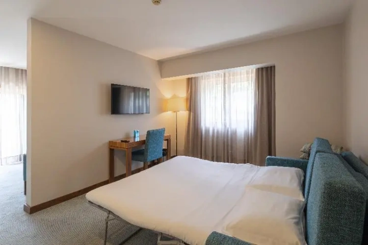 Suite with balcony