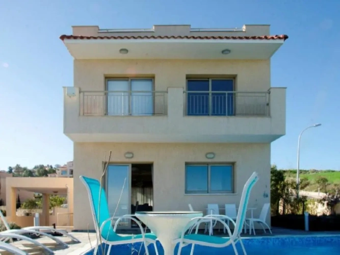 Deluxe Villa