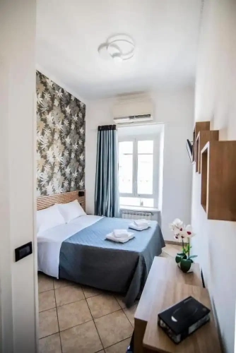 Economy room