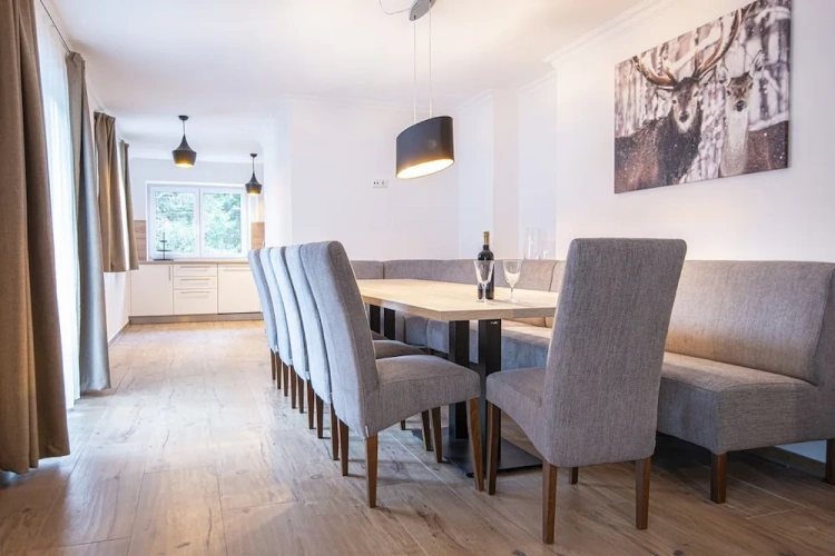 5 Bedrooms Superior Apartment
