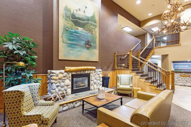 La Quinta Inn & Suites By Wyndham Eugene
