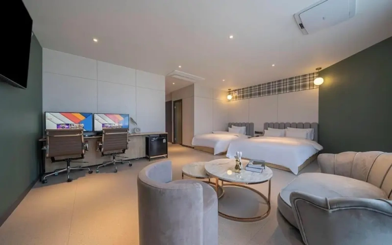 Suite