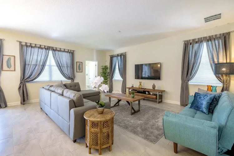 6 Bdrm High End Champions Gate Villa