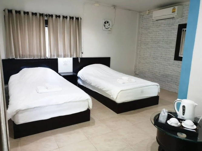 Mine Boxes Resort