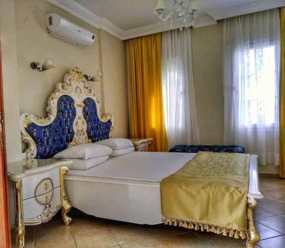 Standard Triple room with balcony