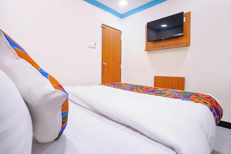 Fabexpress Raj Palace