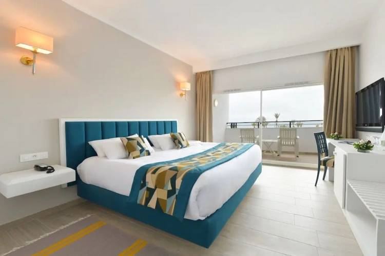 Standard Double room with garden view
