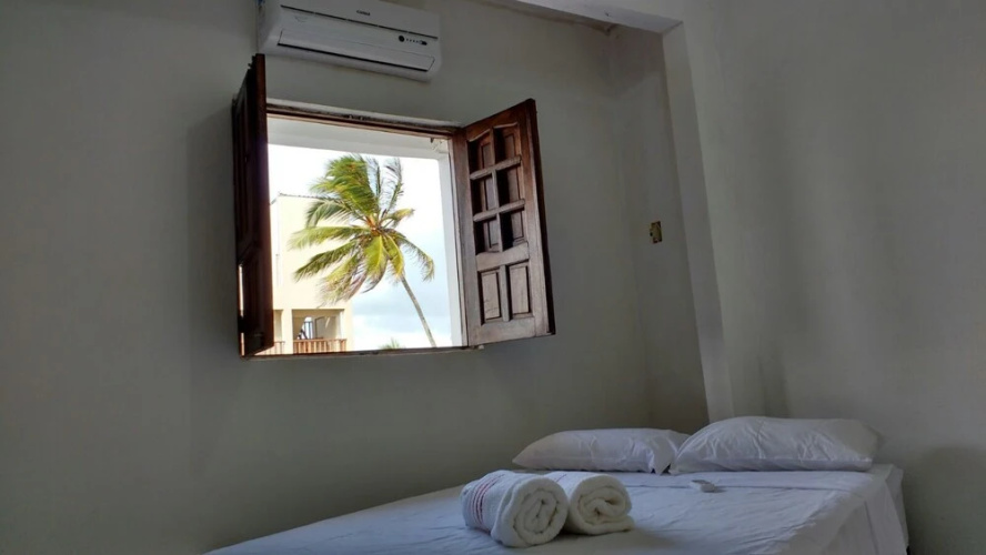 Silva Flats Residence