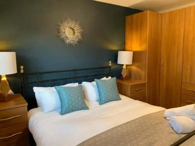Accommodation Windsor Ltd - Lawrence Court