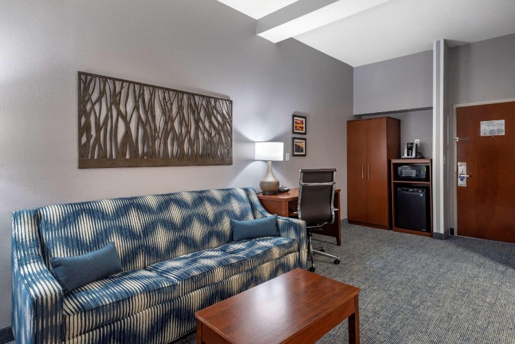 Double Suite