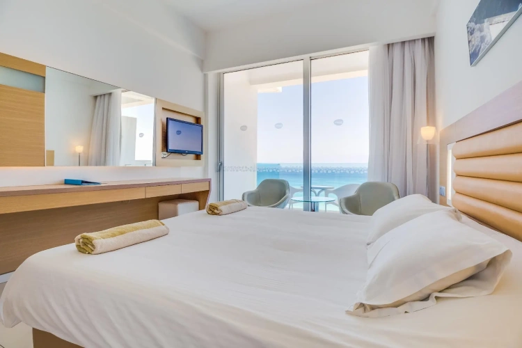Standard Double room with sea view