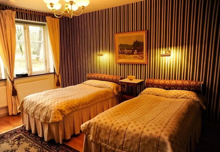 Kronovalls vinslott