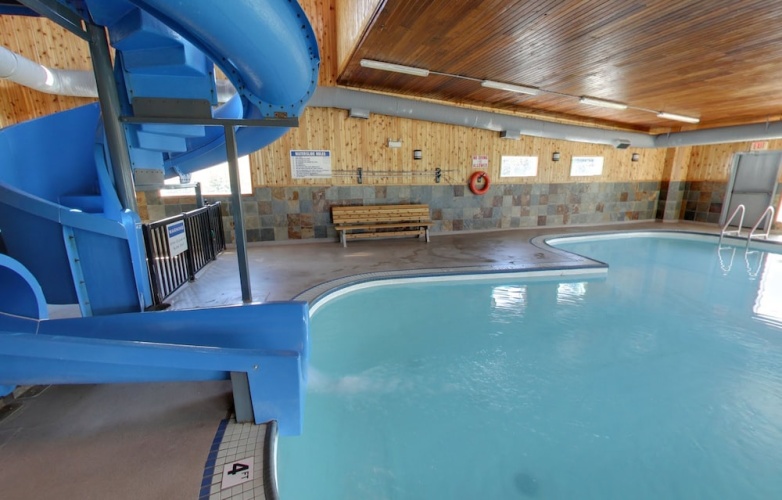 Days Inn by Wyndham Golden photo 20