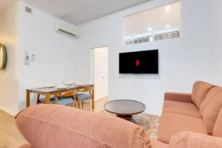 M11 Stylish Modern 3BR in Prime Location
