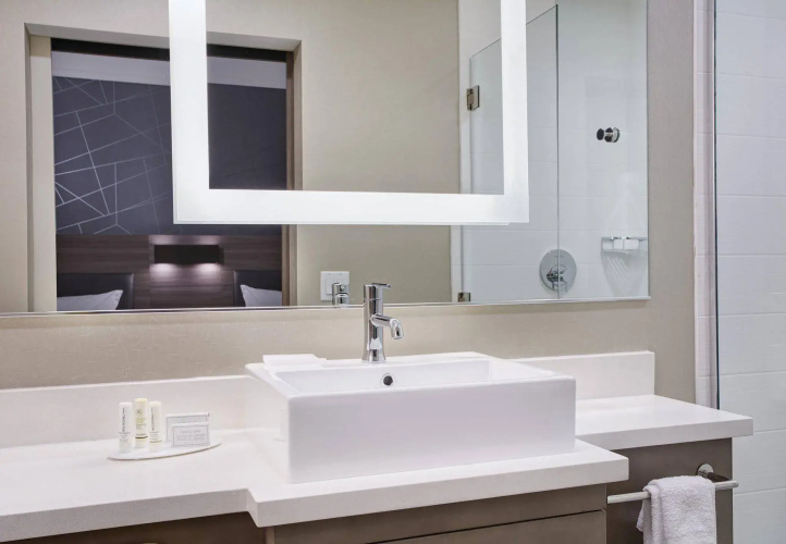SpringHill Suites Milwaukee Downtown