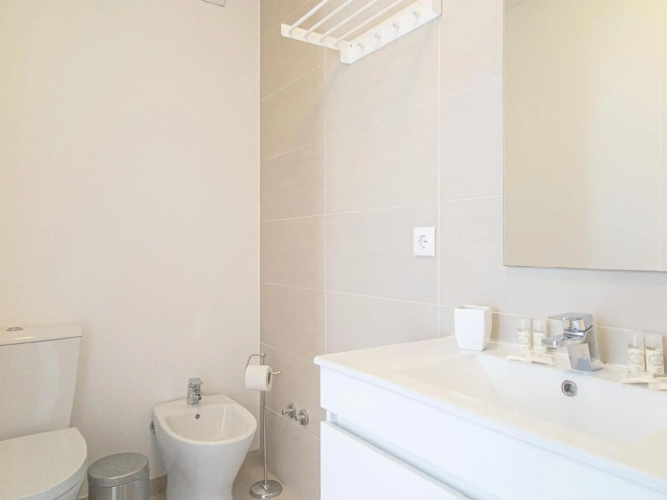 Baixa chiado 2 bedroom duplex apt with elevator
