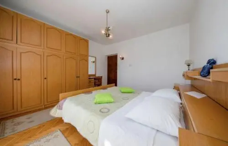 Apartment Ante 2917