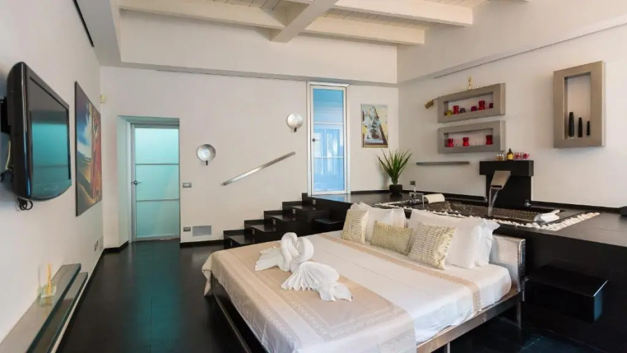 Rental in Rome Cosmopolitan Hi-Tech