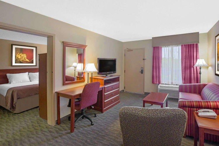 Studio 6 Suites Jacksonville, NC