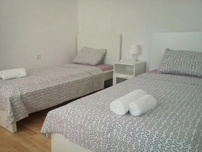 2 Bedrooms Apartment