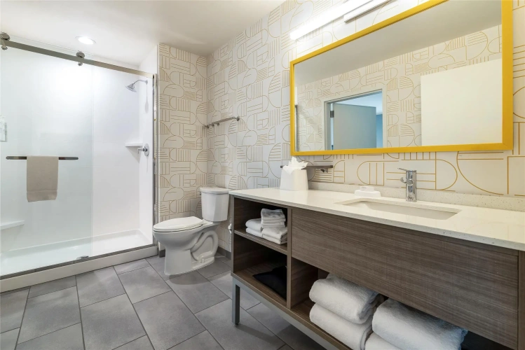 1 Bedroom Double Suite