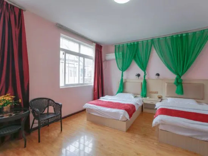Lijiang Juxian Hotel