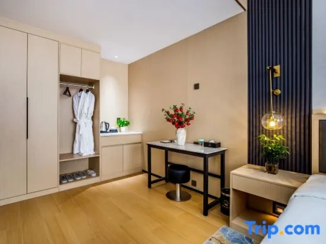 Standard Family room