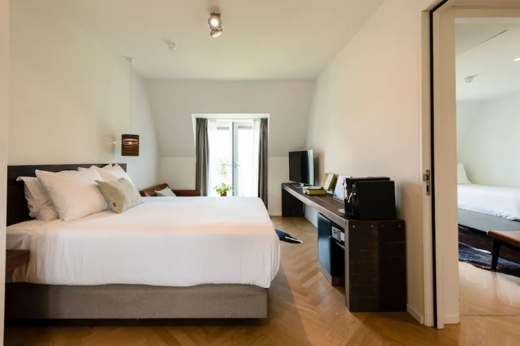 Van Heeckeren Hotel