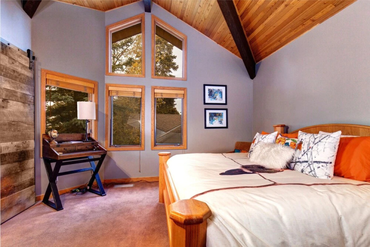 Abode At Ontario Lodge