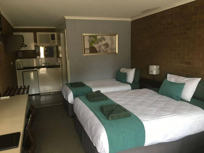 Camellia Motel