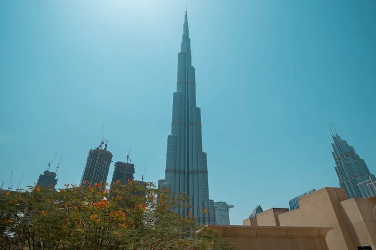 Glamorous Arabian flat with views to Burj Khalifa