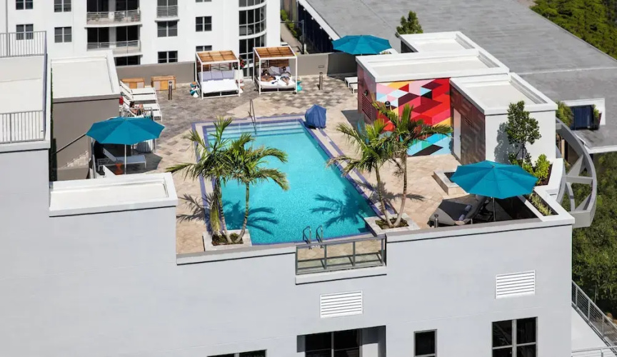 2BR Condos at The Circ by Hosteeva