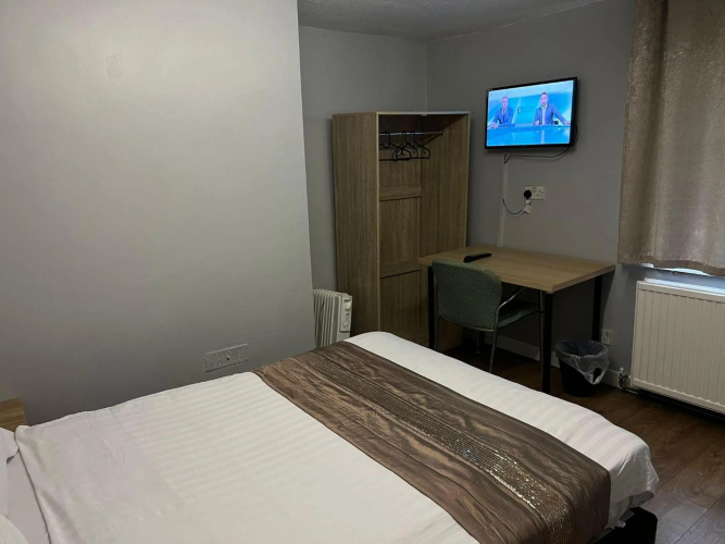 Assheton Arms Hotel