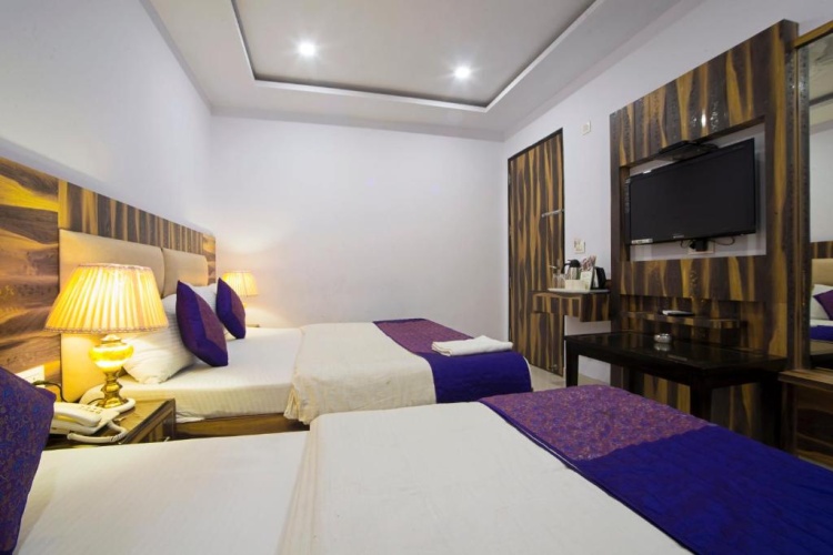 Deluxe Family Suite