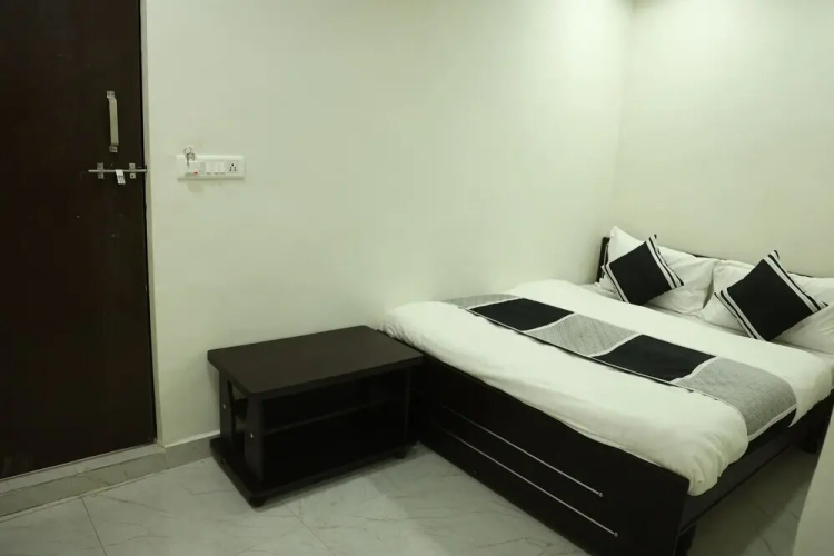 hotel bharosa