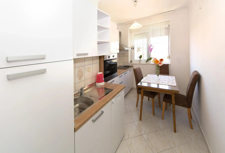 Studio apartment Agava with terrace near Old Town