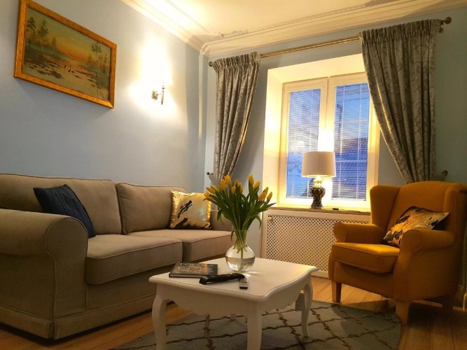 Deluxe Apartment