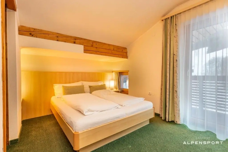 Standard Quadruple room with mountain view