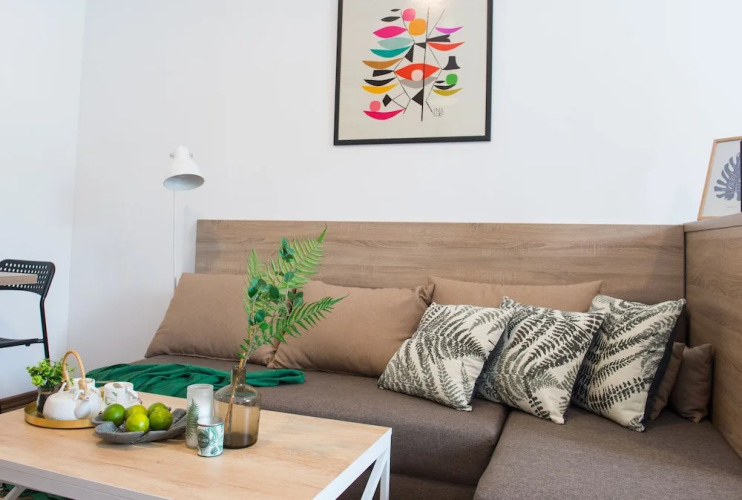 Green Leaf Apartment