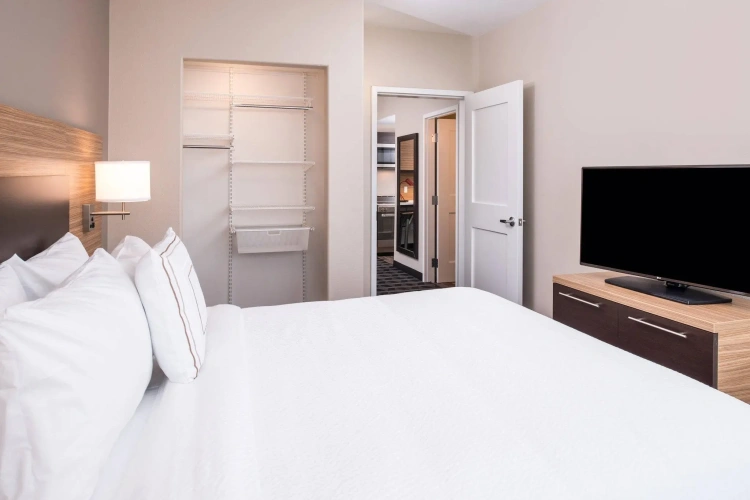 1 Bedroom Double Suite