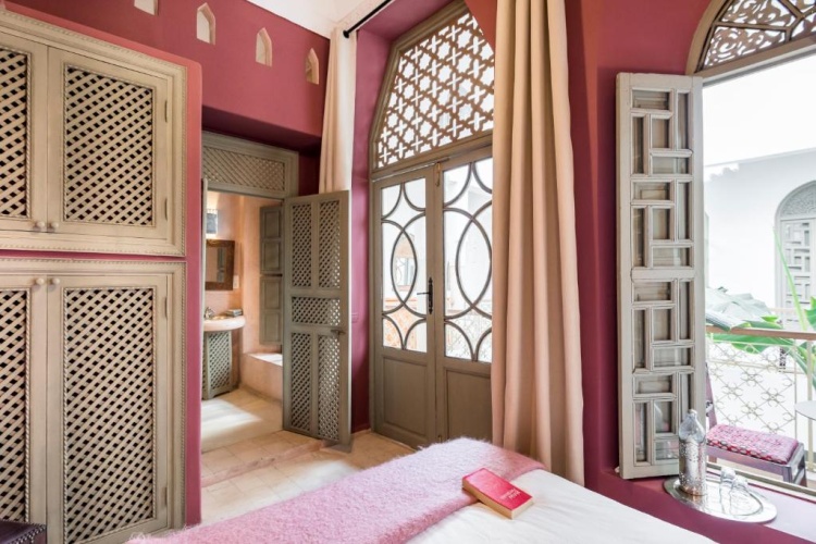 5 Bedrooms Cottage