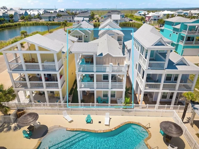 3 Bedrooms Cottage with balcony