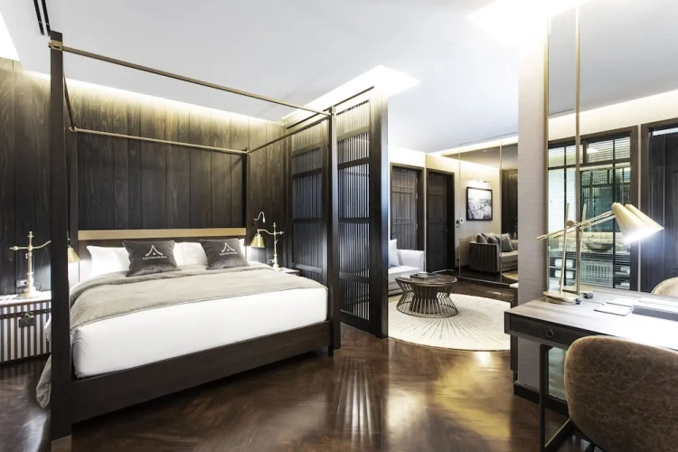 Suite