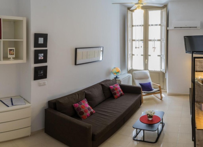 1 Bedroom Economy Apartment