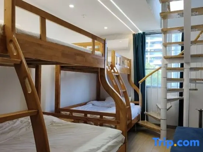 Standard Quintuple room